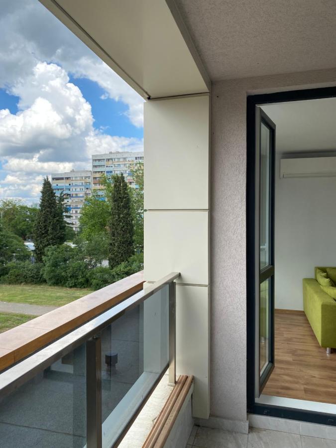 The Ideal Lägenhet Burgas Exteriör bild